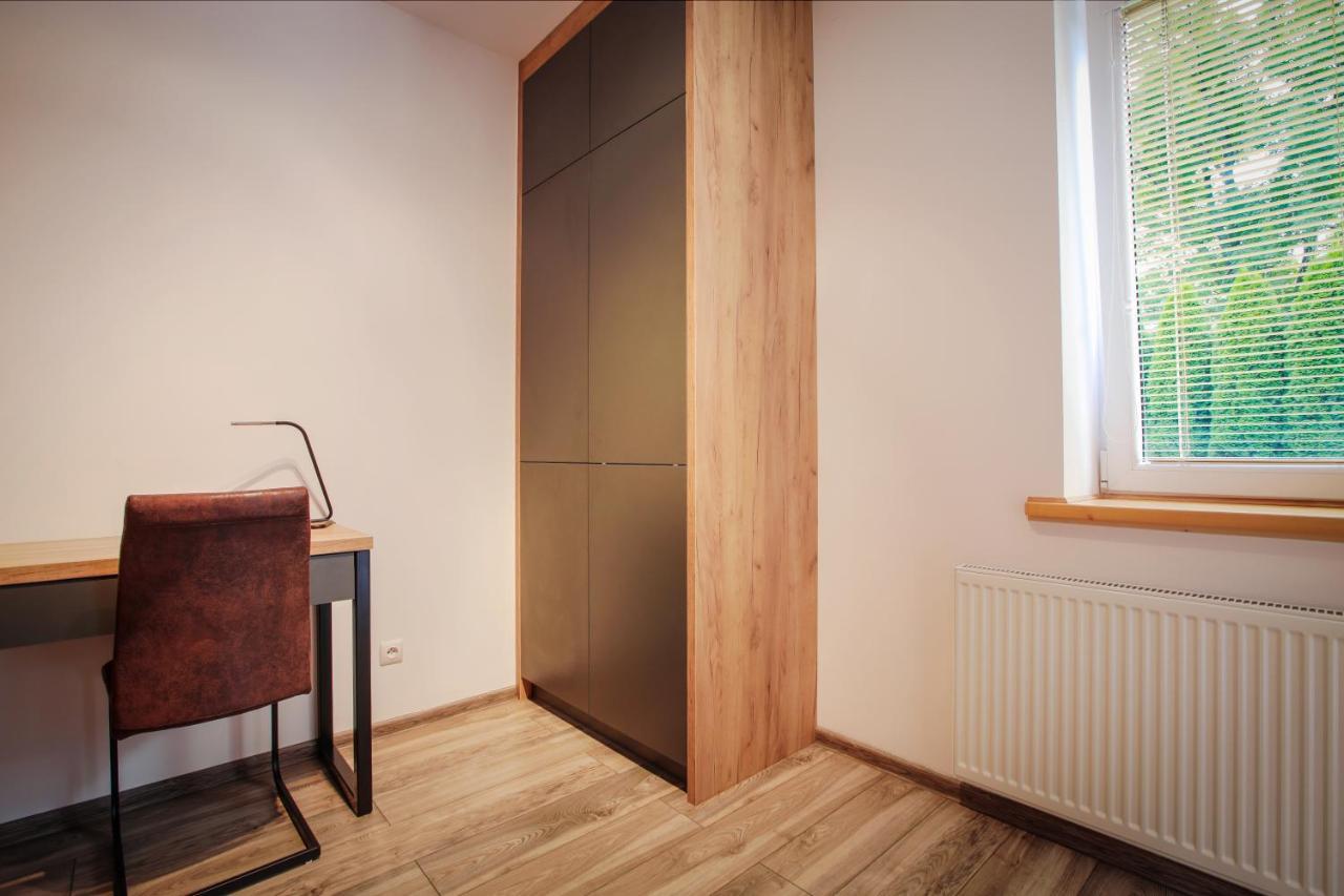Apartament Z Ogrodem W Centrum Limanowej Limanowa Exterior photo